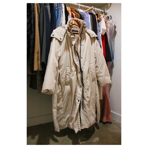 Everlane Duvet Puffer - Cream Puffer Jacket - Picture 12 of 16